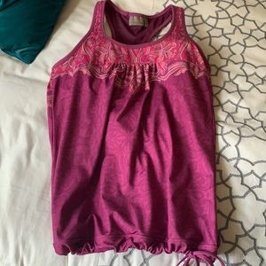 Athleta tank top with built-in bra